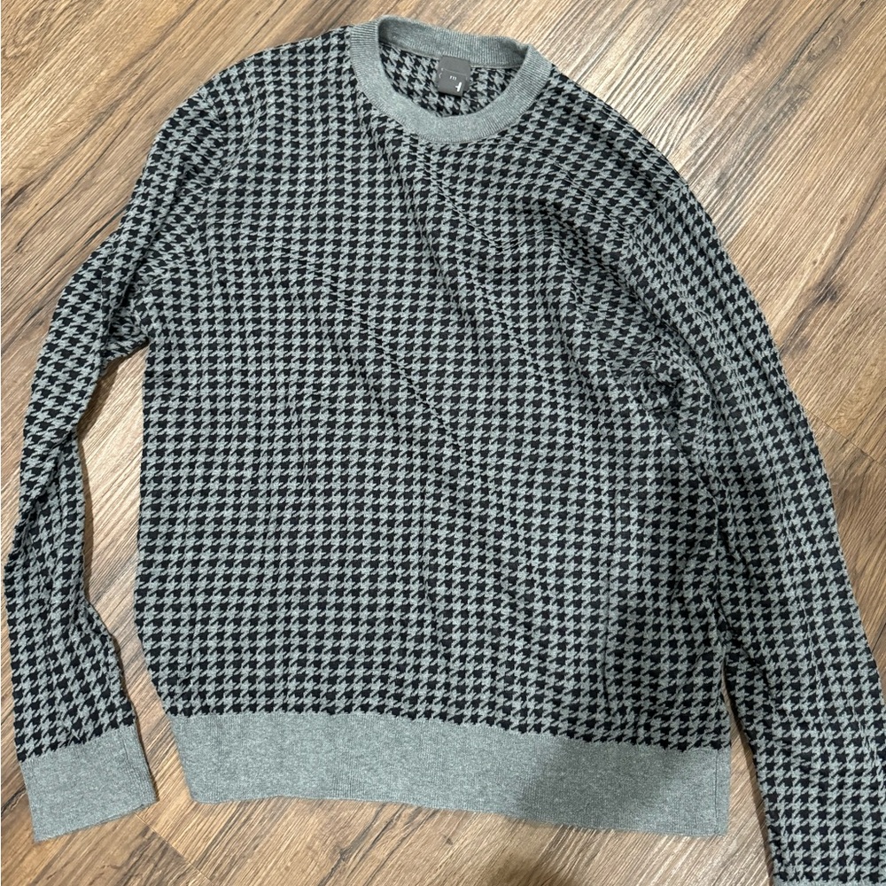 Houndstooth sweater